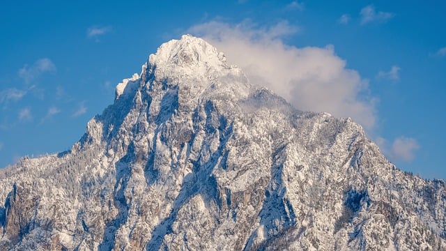 Tragischer Bergunfall: Bergsteiger stürzt am Traunstein in den Tod