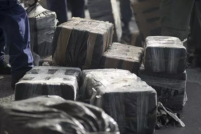Drogen-Schock: Bolivische Elite-Polizei fängt Rekord-Kokain-Lieferung ab