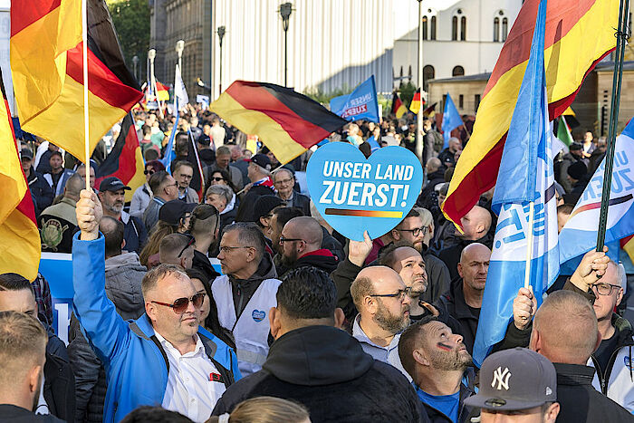 Prognose: AfD steigt bundesweit auf 25 Prozent