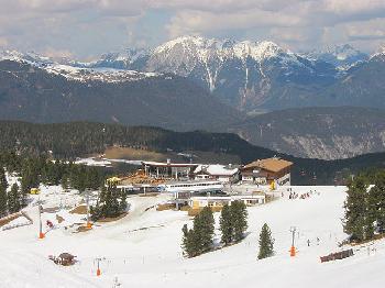 Tragdie-in-Tirol-Gondelabsturz-im-SkiGebiet-Hochoetz-mit-Schwerverletzten