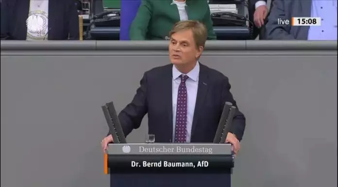Dr. Bernd Baumann: „Herr Merz, das sind Ihre Mörder, Ihre Vergewaltiger, Ihre Gewalttäter!“ [Video]