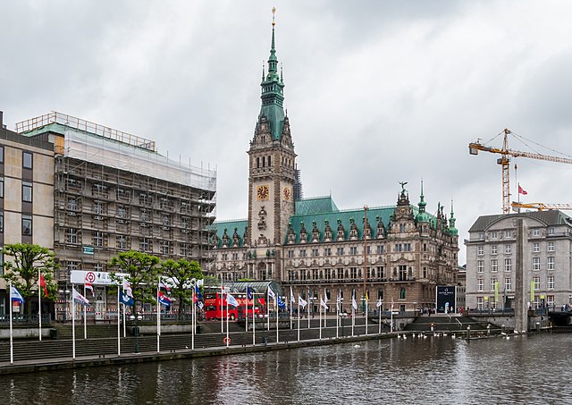 Hamburg: Hamas überfällt Israel - seltsamer Brief des staatlichen Fortbildungsinstitutes an die Schulleitungen 