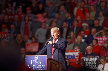 Trump gegen Marxismus an US-Schulen: „Es geht um unsere Kinder“