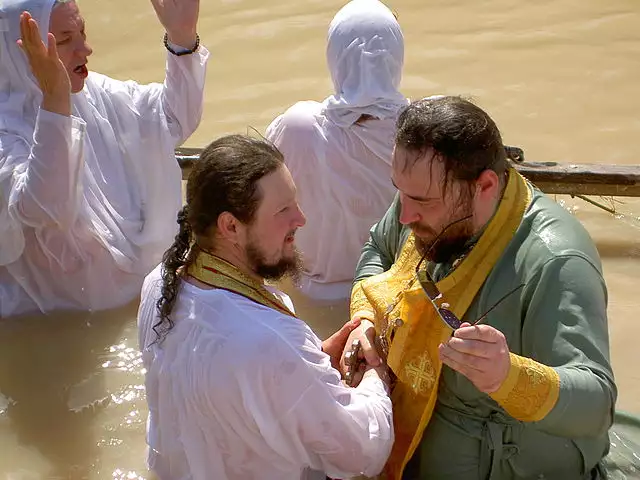 Christen in palästinensischen Gebieten: Diskriminierung, Gewalt und Exodus