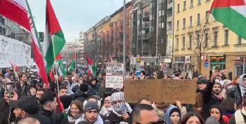 Proteste-in-Berlin-Radikale-Demonstration-gegen-Israel-gert-auer-Kontrolle