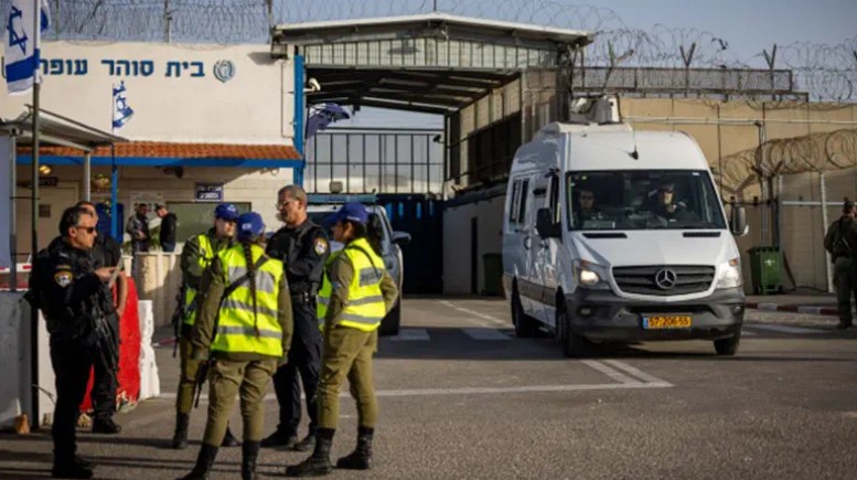 Freigelassene palästinensische Häftlinge müssen Zerstörung in Gaza ansehen