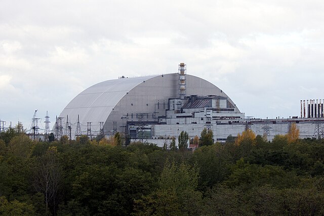 Drohnenangriff auf Tschernobyl: Weltweite Besorgnis über beschädigten Reaktor-Sarkophag