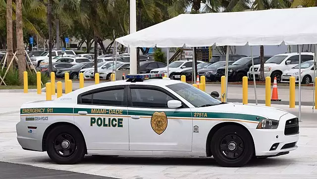 Schüsse in Miami Beach: Mann feuert 17 Mal auf angebliche „Palästinenser“