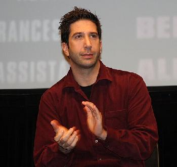 David-Schwimmer-fordert-Elon-Musk-auf-Kanye-West-von-X-zu-verbannen