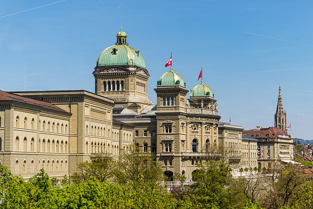 Antisemitismus in der Schweiz erreicht historischen Höchststand – 43 % mehr Vorfälle gemeldet