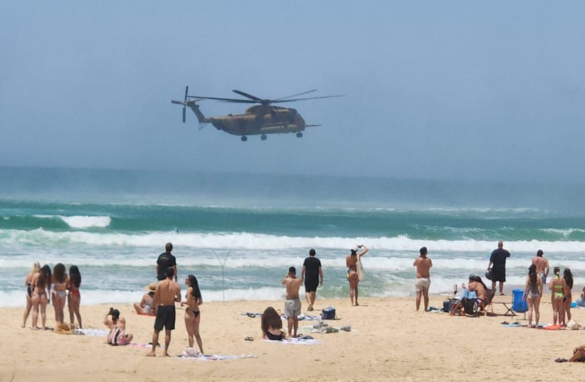 Tragödie vor Bat Yam: Teenager kämpft nach Flugzeugabsturz ums Überleben