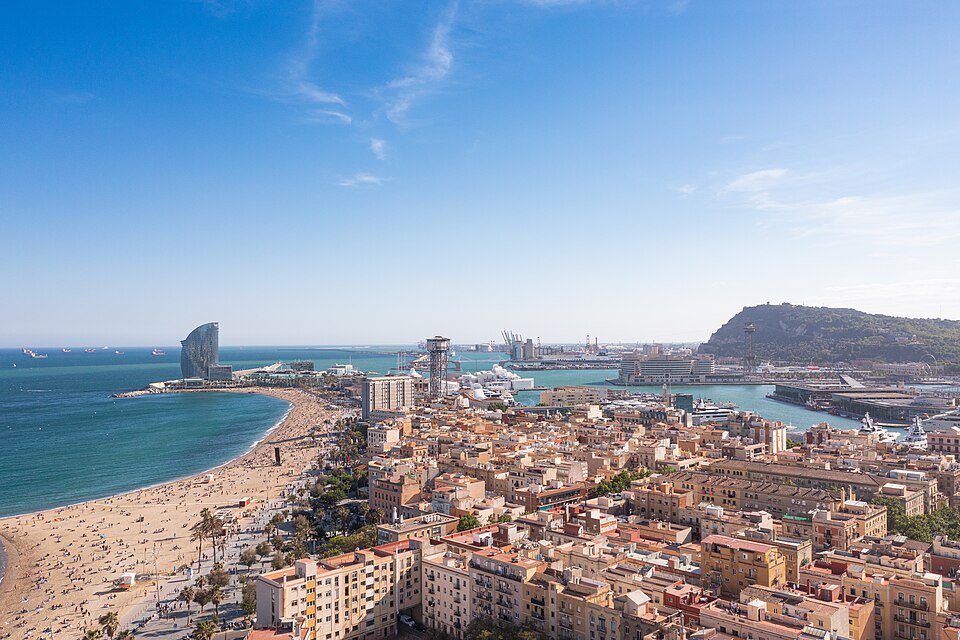 Barcelona kappt alle Beziehungen zu Israel: Eine europäische Großstadt auf moralischem Irrweg