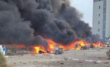 Beer-Scheva-getroffen-Iranischer-Raketenschlag-verletzt-mehrere--Wohnhuser-in-Trmmern