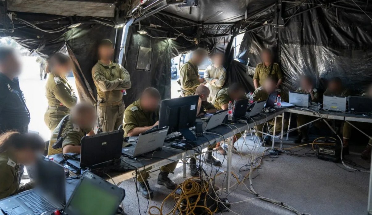 Israel greift syrisches Militär in Damaskus an – Schutzversprechen für Drusen wird militärisch untermauert