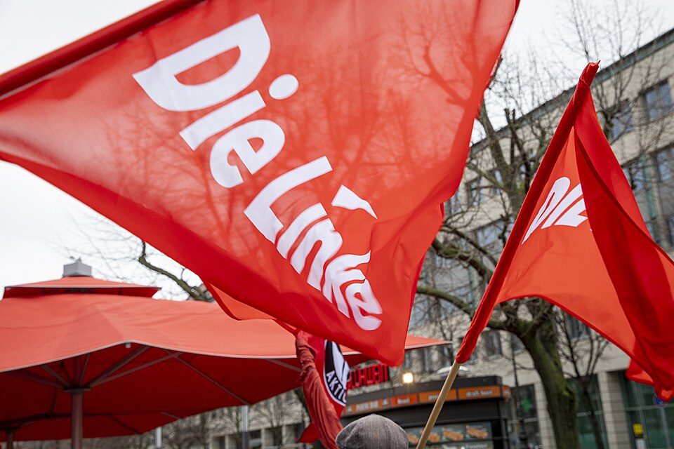 Mitten in Berlin: Linke Bühne für Hamas-nahe Redner – und der Skandal bleibt