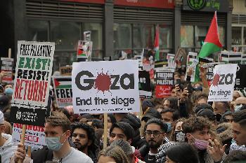 London-im-Ausnahmezustand-Polizei-zerschlgt-ProPalstinaMassenprotest--Terrorverdacht-im-Hintergrund