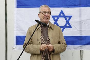 Moral-von-oben-herab--Berlin-stoppt-Waffen-fr-Israel-und-feiert-sich-als-Friedenshter
