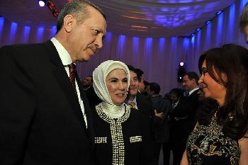 Ein-Brief-als-Propagandawaffe-Emine-Erdoan-stellt-sich-an-die-Seite-der-Hamas