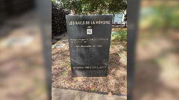 Untragbar-HolocaustMahnmal-in-Lyon-mit-Free-Gaza-beschmiert