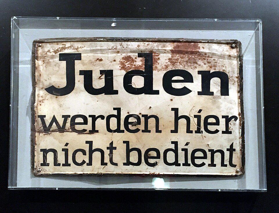  „Juden unerwünscht“: Antisemitisches Schild in Flensburg erinnert an dunkelste Zeiten