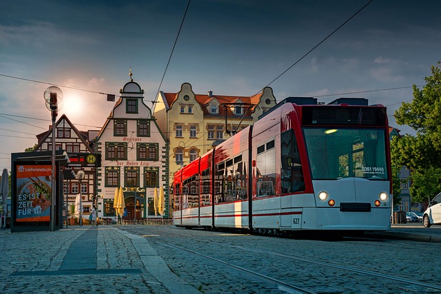 Antisemitischer Angriff in Erfurt: Jude wegen Davidstern in Straßenbahn brutal attackiert