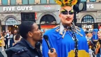 Macht-Schluss-mit-Hamas--DragQueen-aus-London-sorgt-fr-viralen-Paukenschlag