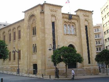 Ein-Jahr-nach-Nasrallahs-Tod-Libanon-zahlt-den-Preis-fr-Hizbollahs-Krieg