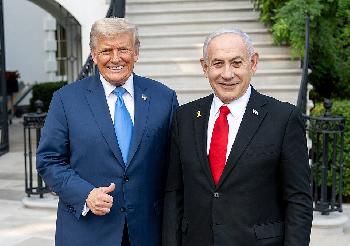 Netanyahu-und-Trump-prsentieren-USFriedensplan--Israel-stimmt-zu-Hamas-blockiert
