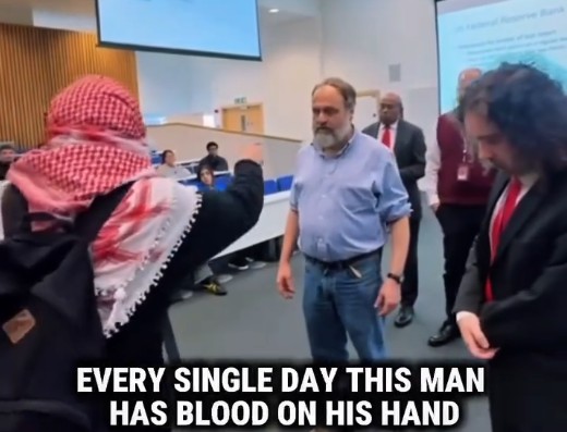 Maskierte Studenten bedrohen israelischen Professor in London mit Enthauptung