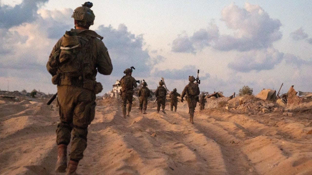 „Wenn ein Terrorist auftaucht, brauchen wir keine US-Genehmigung“ – IDF-Kommandeur erläutert Israels Einsatzbereitschaft an der gelben Linie in Gaza