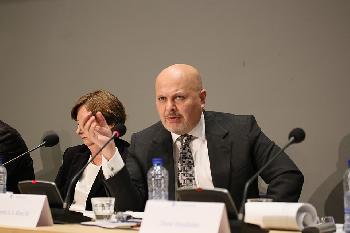 Rckschlag-fr-Karim-Khan-Chefanklger-des-Internationalen-Strafgerichtshofs-vom-DuterteVerfahren-ausgeschlossen