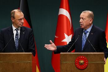 Eklat-in-Ankara--Als-Merz-Erdogan-Paroli-bot