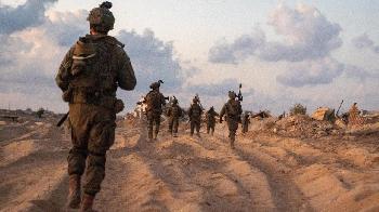 „Wenn ein Terrorist auftaucht, brauchen wir keine US-Genehmigung“ – IDF-Kommandeur erläutert Israels Einsatzbereitschaft an der gelben Linie in Gaza