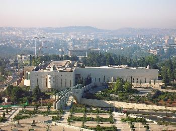 Levin-gegen-den-Obersten-Gerichtshof-Streit-um-die-Ernennung-von-Richter-Kola-erreicht-neuen-Hhepunkt