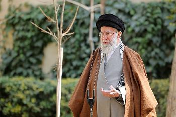 Khameneis Regime bricht ein – und greift zu immer brutaleren Mitteln, um zu überleben