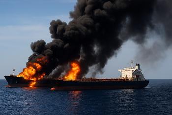 Klares-Bekenntnis-aus-Kiew-Ukraine-bernimmt-Verantwortung-fr-Angriff-auf-russische-SanktionsTanker-im-Schwarzen-Meer