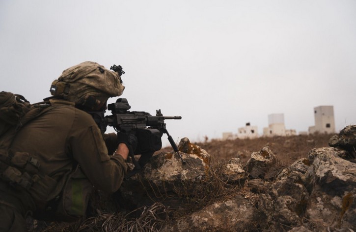 Getarnt als Bauern: Hisbollah-Kämpfer nähern sich zunehmend IDF-Stellungen an Israels Nordgrenze