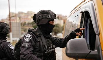 Palästinenser überwinden Zaun bei Lachish und lösen großangelegte Suchaktion aus