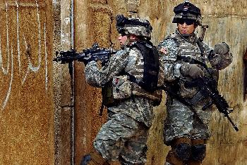 Tödlicher Hinterhalt in Syrien: Zwei US Soldaten und ein amerikanischer Dolmetscher erschossen