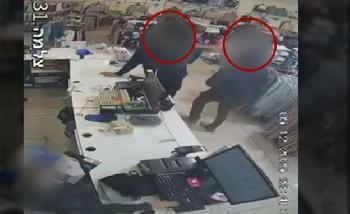 Verdacht auf Anschlagsvorbereitung: Zwei Arabischsprachige kaufen Zizit und Haredi Kleidung in Bnei Brak und verschwinden