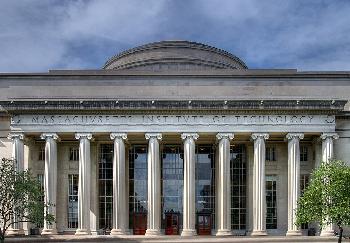 MIT-Forscher in seinem Haus erschossen – Tod von Nuno Loureiro erschüttert Wissenschaft und jüdische Gemeinden