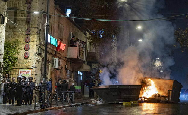 Haredim Proteste außer Kontrolle: Staatliche Autorität bricht auf Israels Straßen weg