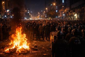 Iran rutscht immer weiter in Gewalt ab: Sicherheitskräfte schießen, weitere Städte im Aufruhr