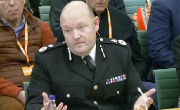 Britischer-Polizeichef-tritt-zurck-und-hinterlsst-eine-offene-Wunde-im-Rechtsstaat