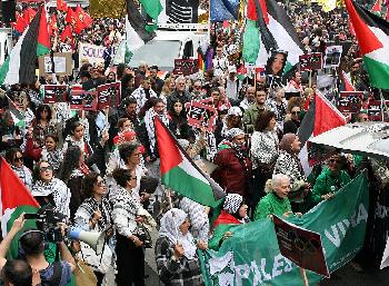 Undercover-im-Hassmilieu-Wie-Israelfeindschaft-Frankreichs-radikale-Linke-zusammenschweit