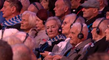 Die-letzten-Zeugen-des-Holocaust-ihre-Zahl-schrumpft-ihre-Stimmen-bleiben-unverzichtbar