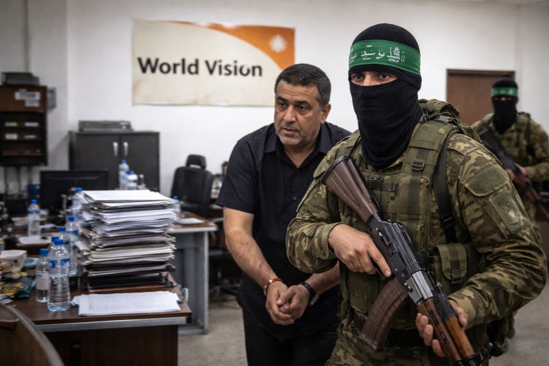 Hamas-Dokumente belasten ehemaligen World Vision-Direktor in Gaza schwer