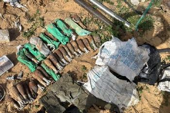 Waffen in UNRWA-Lieferungen entdeckt: Ein weiterer Beweis für den Missbrauch humanitärer Hilfe