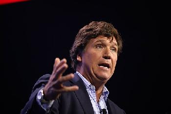 Tucker Carlson greift Netanyahu im saudischen Staatsfernsehen frontal an und verbreitet gefährliche Verschwörungsthesen