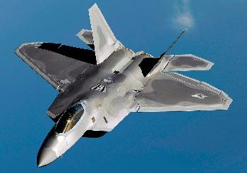 12 amerikanische F-22 Kampfjets in Israel gelandet und verändern das strategische Gleichgewicht gegen Iran